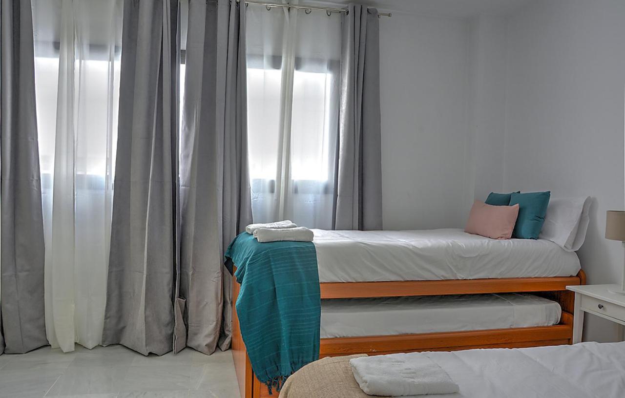San Bernardo Family Apartment Siviglia Esterno foto