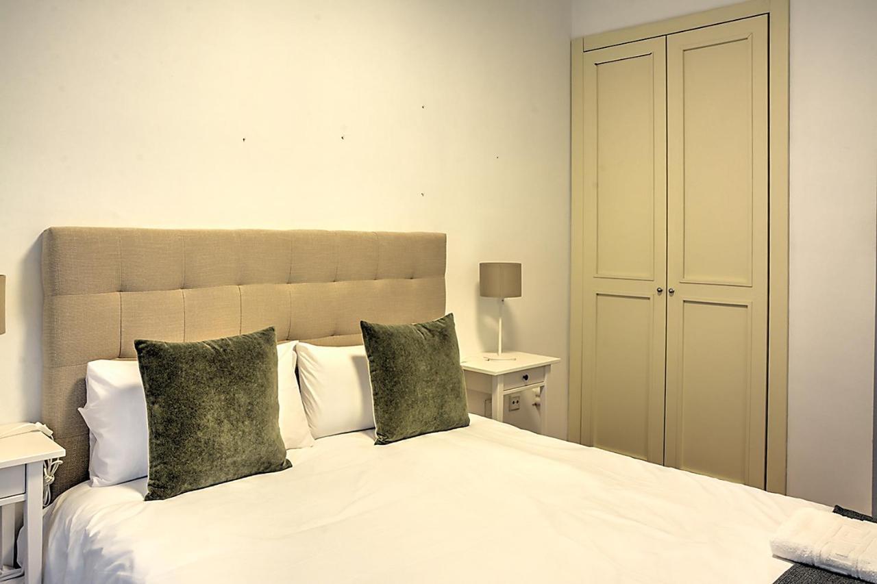 San Bernardo Family Apartment Siviglia Esterno foto